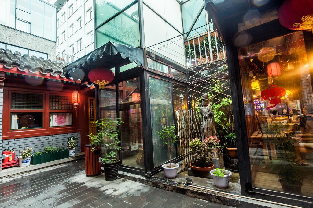 Happy Dragon Courtyard Hostel Пекин Экстерьер фото