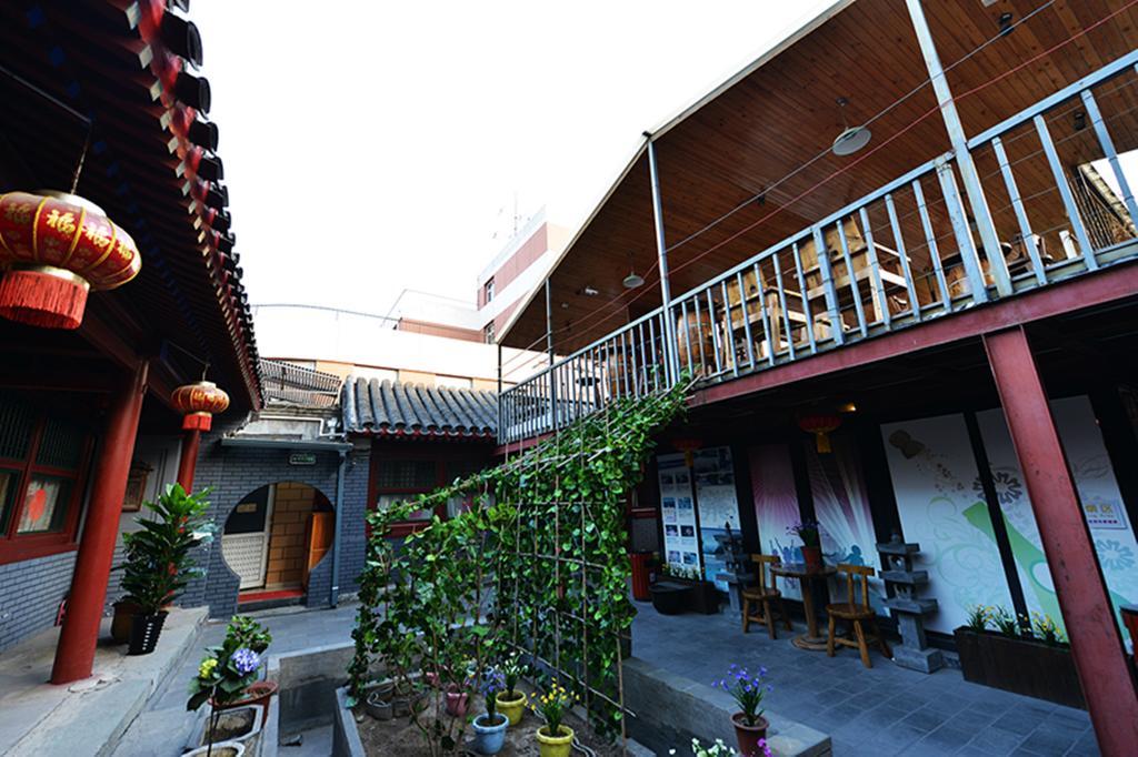 Happy Dragon Courtyard Hostel Пекин Экстерьер фото