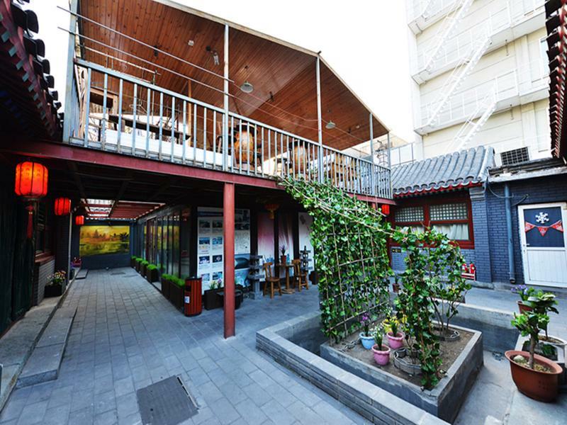 Happy Dragon Courtyard Hostel Пекин Экстерьер фото